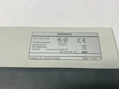 USED SIEMENS PUSHBUTTON ENCLOSURE ASSEMBLY W/ 2X WHITE ILLUMINATED PUSHBUTTONS