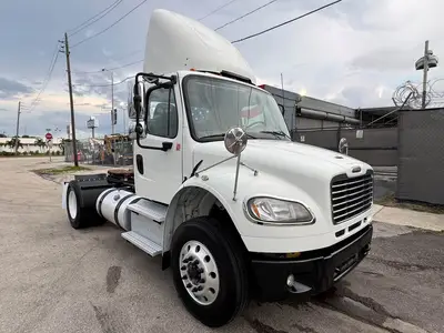 Used 2019 FREIGHTLINER M2 Carhaulers Florida US | Truck and Van Outlet #1509219
