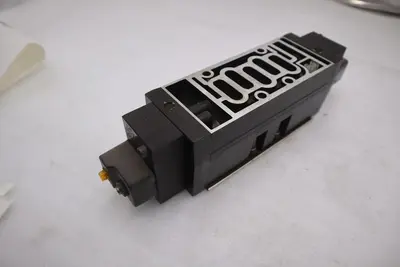 NEW OPEN BOX PARKER H42VXBGA53A 120VAC 145PSI STK GF778