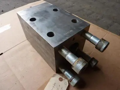 USED HAUHINCA CORE524