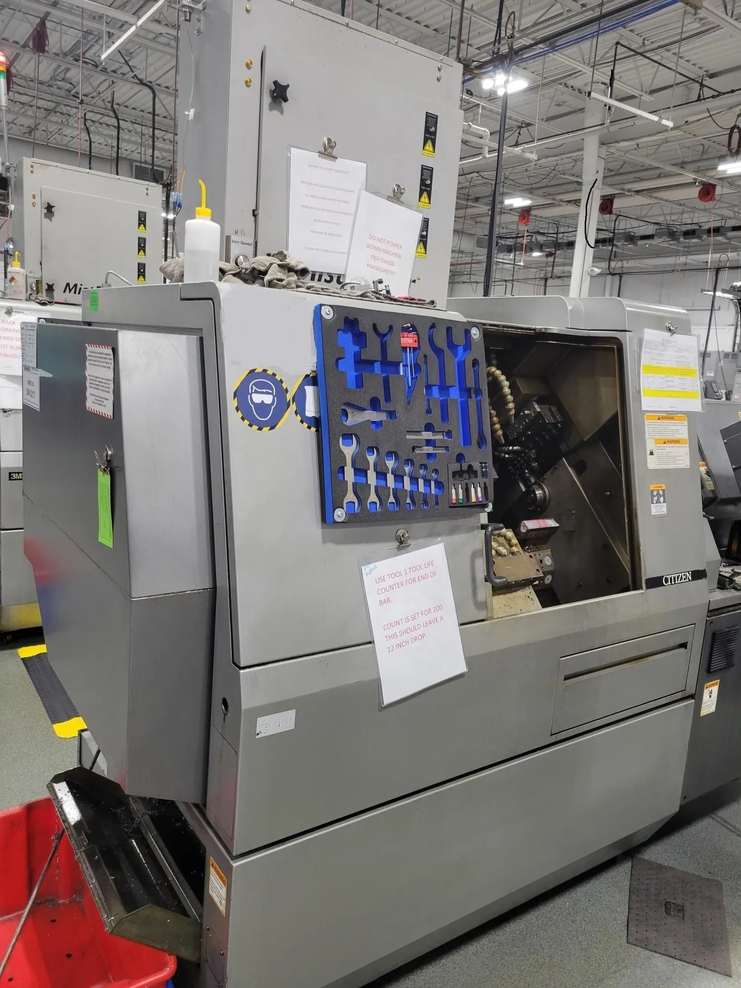 USED 2005 CITIZEN M16III