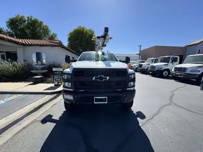New | in-Stock 2023 CHEVY 5500 Bucket (boom) trucks California US | Commerce Truck Equipment Sales #1548693