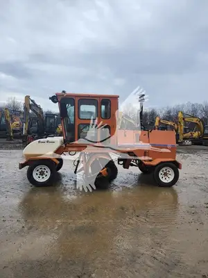 USED 2005 BROCE RJ350