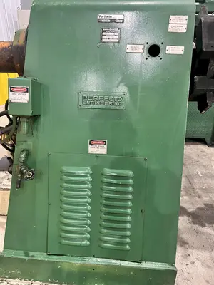 12,000 LBS X 30" PERFECTO MODEL #30-HD-SB PULL OFF UNCOILER COIL REEL: STOCK #21648