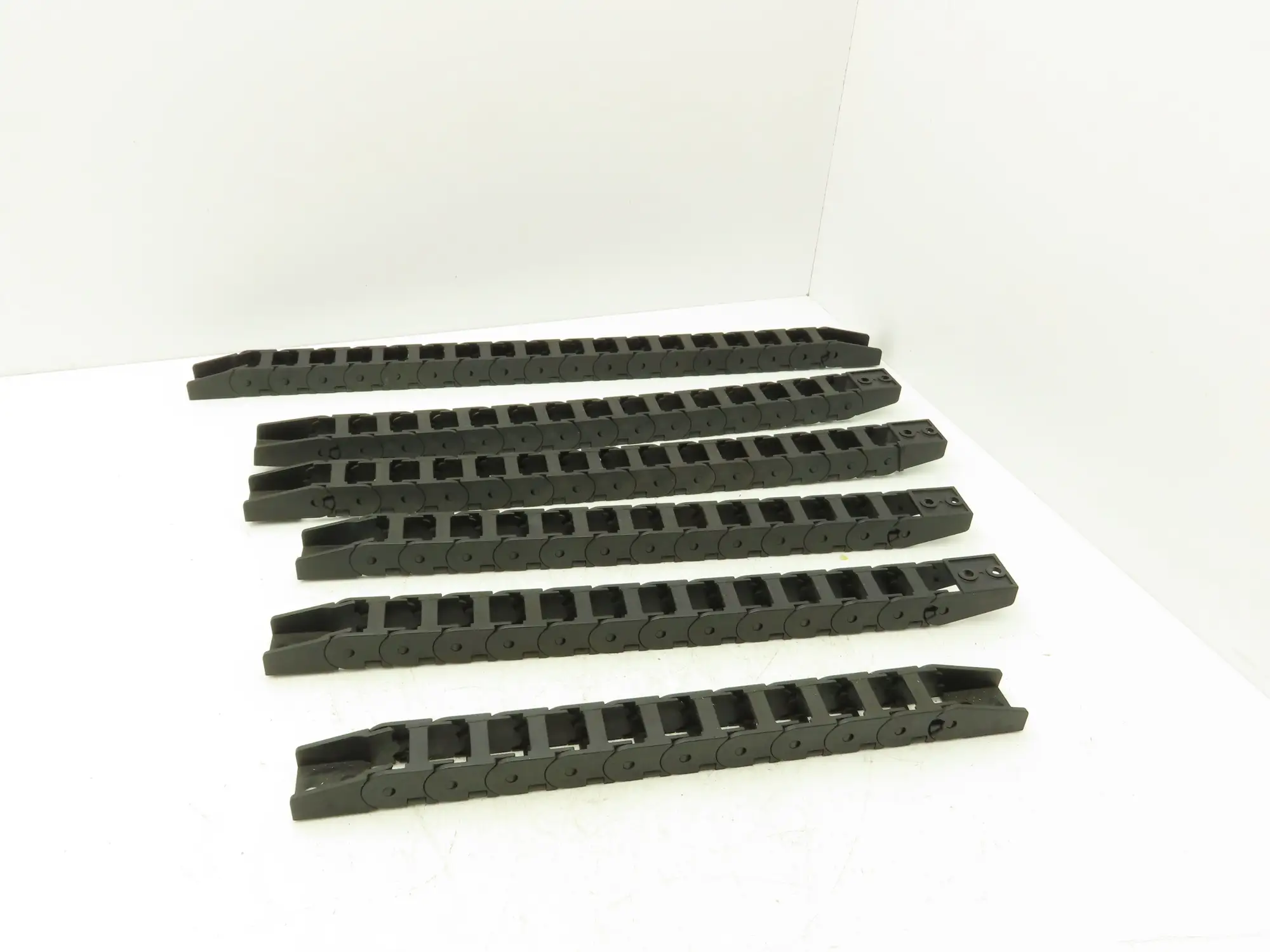 Tsubaki Energy Chain Cable Carrier 19mm H 24mm W 17-26" Mixed Length Lot of 6