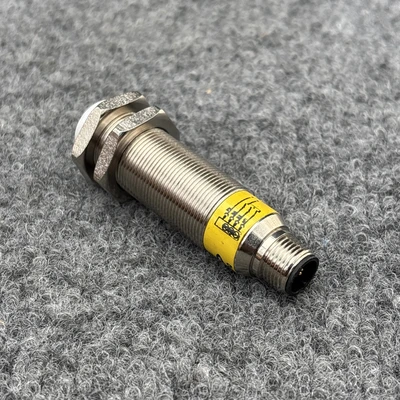 Used Banner Engineering M18GRY2PQ Proximity Sensors California US | Davliegogo LLC #1708053