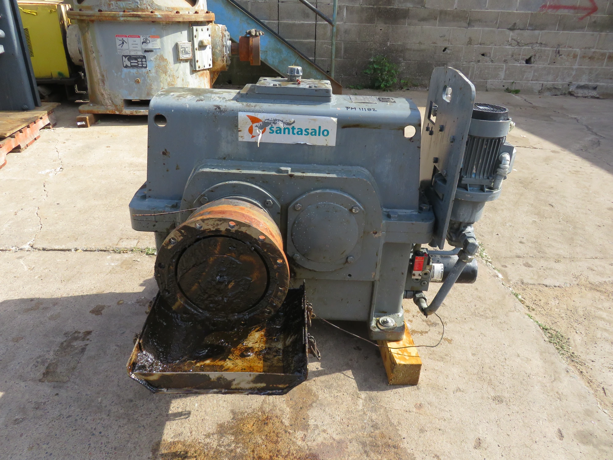 Santasalo Finland Gear Reducer  type CHG125M1.1