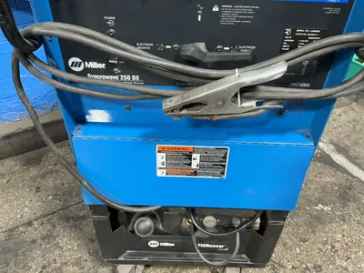 Used MILLER SYNCROWAVE 250 DX Tig Welders Ohio US | HGR 24 #1265852
