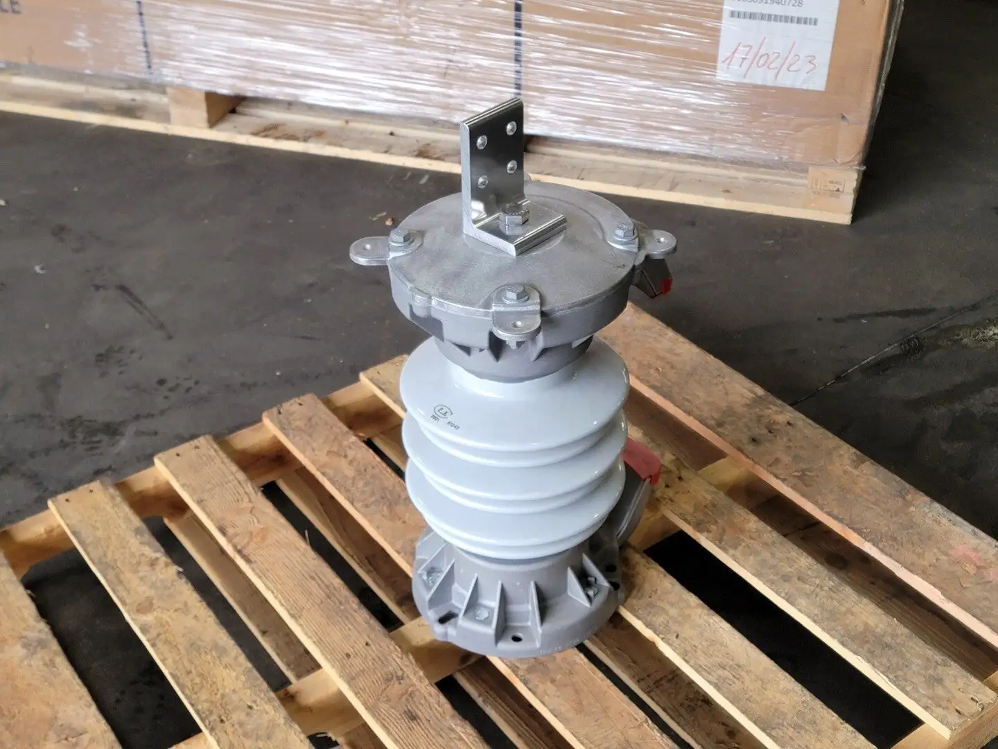 1HSA201101-012 rev. E Surge Arrester A12B