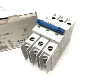 USED ALLEN-BRADLEY SER. D CIRCUIT BREAKER 3-POLE 16A