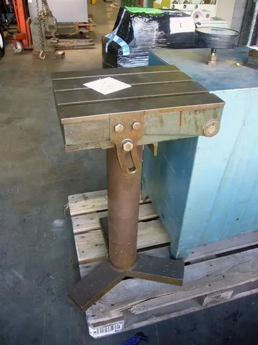 Used TABLE 400 X 400 Tables, Floor & Layout Plates BE | Apt International N.V #366654