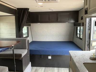 Used 2022 JAYCO JAY FLLIGHT Campers, Caravans, Motorhomes Michigan US | Miedema Asset Management Group #1321399