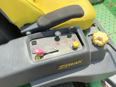 USED JOHN DEERE ZTRAK 777