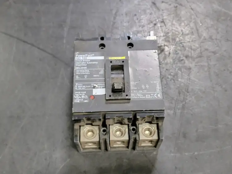 Used SQUARE D QDL32100 Switchgears British Columbia CA | Lenmark #244597