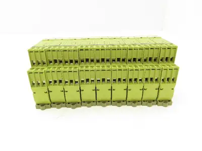 Comat C133.01/24VDC Relay 2NC 2NO Lot of 9