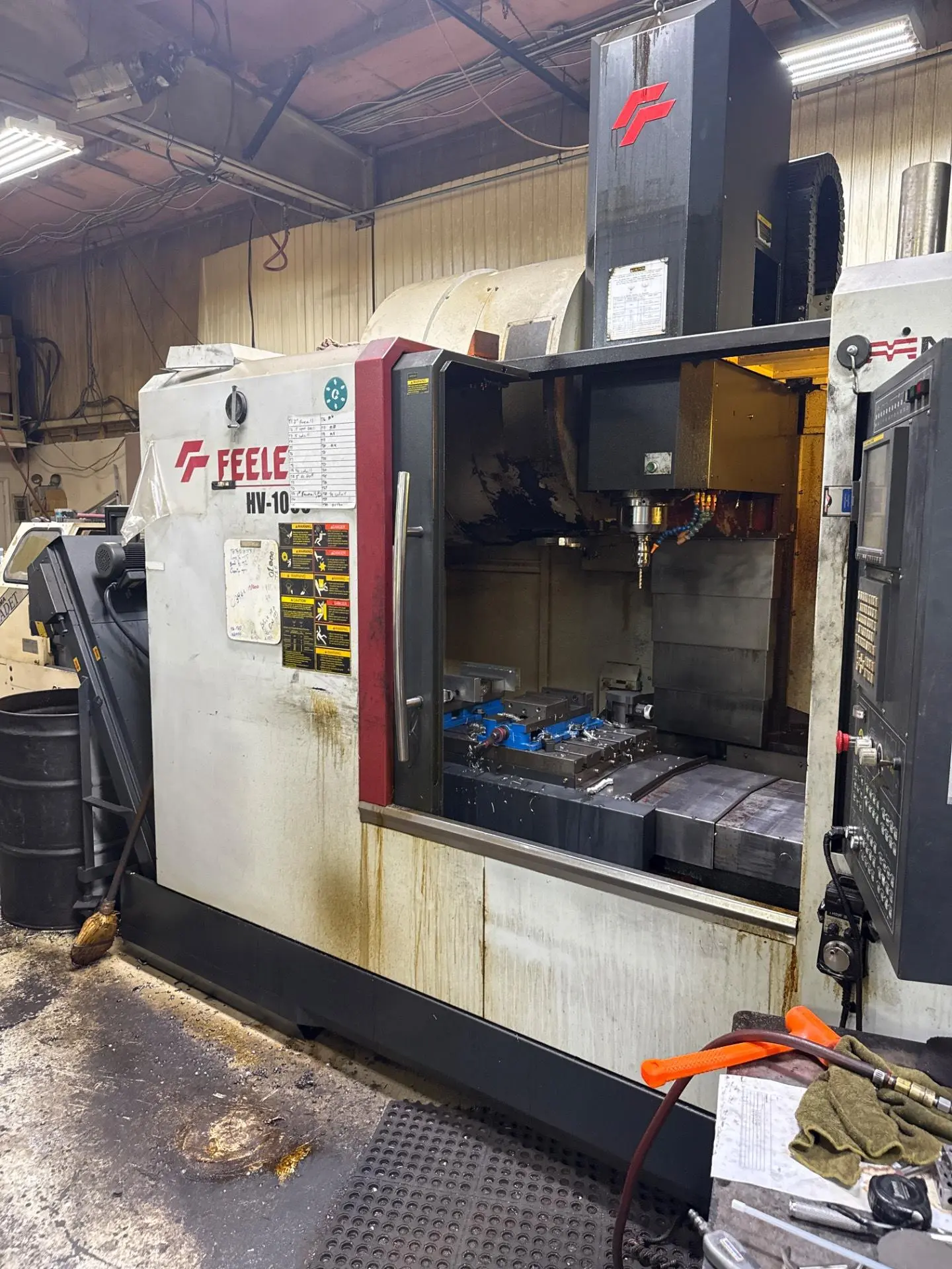 Used 2012 FEELER HV-1000 Vertical Machining Centers Ohio US | Aucto #1306753