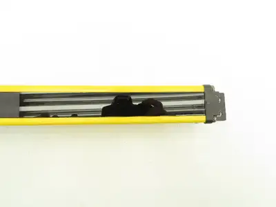 Allen Bradley R4K0320YD GuardMaster Safety Light Curtain Receiver 320mm