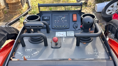 USED 2025 Kubota SCL1000