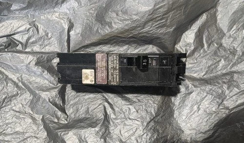 Used SQUARE D Q1B235VH Circuit Breakers Missouri US | Up Time Machines #785156