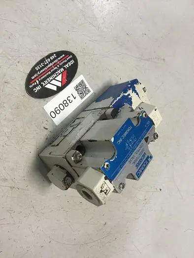 Used VICKERS DG4V32AMP7H7P1050 Valves/Fittings Michigan US | Ideal Machinery #704705