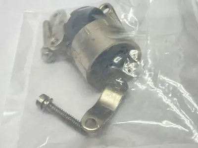 UT014AC | Eaton  Souriau-Sunbank Silver Connector Backshell Cable Clamp - New
