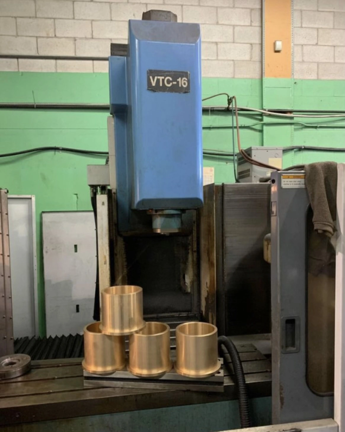 1995 MAZAK VTC-16B