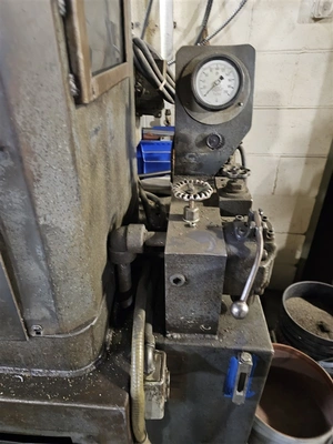Used TON CLIFTON 200 Hobbing Presses New York US | Barbarotto Int'l Sales Corp #1333100