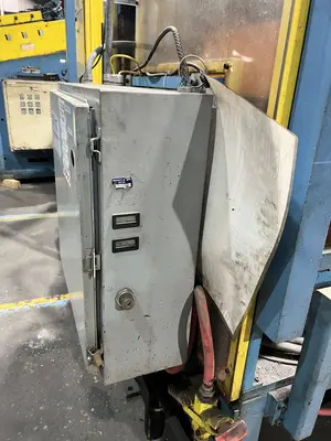 5 Ton Custom Press • Used Custom AT 30 100 Press
