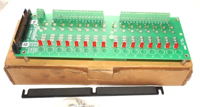 NEW OPTO 22 PB24Q MOUNTING RACK