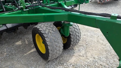 USED 2018 JOHN DEERE 1590