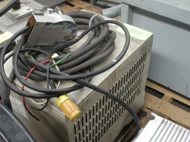 Used SIEMENS 4AU3932-2EB20-2DC0 Transformers Ohio US | G-2000, Inc. 2 #178655