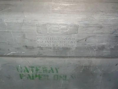 Used RUBBERMAID _UNKNOWN_ Miscellaneous MRO Ohio US | HGR 24 #1517068