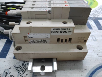 USED SMC SS5V1-F1L06  SV1100-5FU