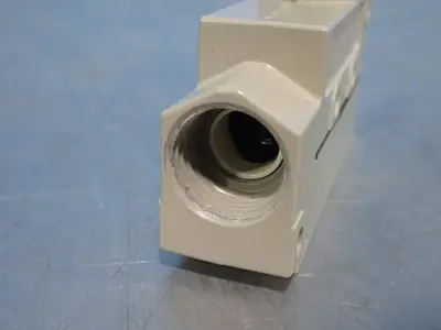 NEW OMRON ZV2N222