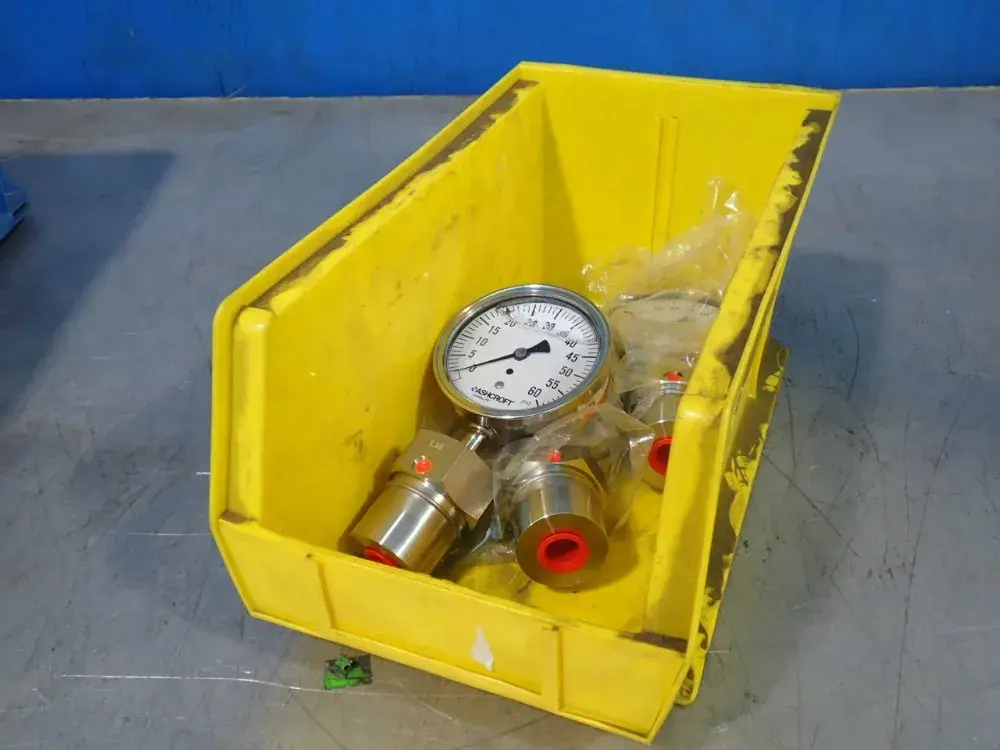 Asheroft Duralife  Pressure Gauge
