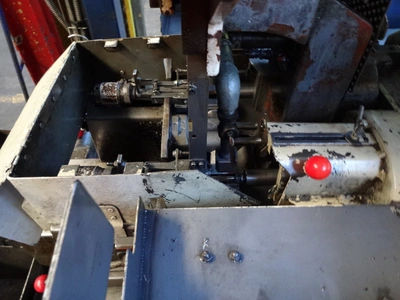 USED 1990 SHIMAZU 3-F
