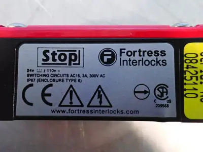 Fortress Interlocks Safety Interlock Switch