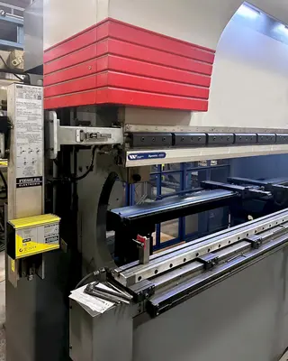 Used 2017 MITSUBISHI DIAMOND BH13530 Press Brakes | Machine Factory Outlet #1267109