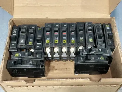 Used SQUARE D _UNKNOWN_ Circuit Breakers Ohio US | HGR 24 #1508026