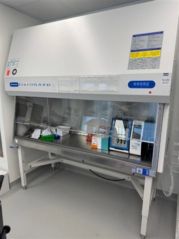 Used BAKER _UNKNOWN_ Fume Hoods Connecticut US | DMC Industries #1281559