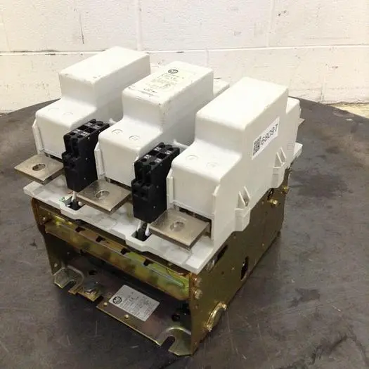Used ALLEN BRADLEY 100-G700.22 PLC Contactors | Ideal Machinery #625276