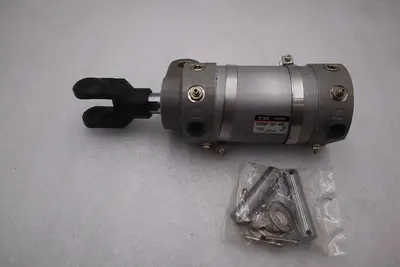 (NEW) SMC CKGA80-50Y-K59L 145psi  Pneumatic Clamp Cylinder STOCK S-367