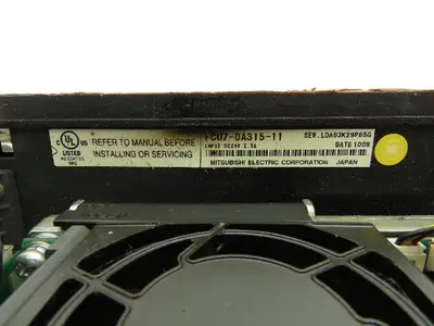 Mitsubishi Electric FCU7-DA315-11 Display Unit CNC Operator Panel LCD 24VDC