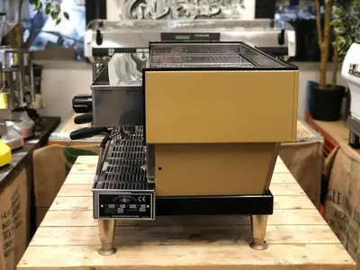 USED LA MARZOCCO LINEA CLASSIC AV