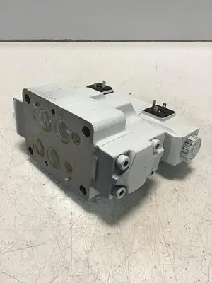 USED VICKERS DG5V-7-2C-E-U7-H-80-JA277