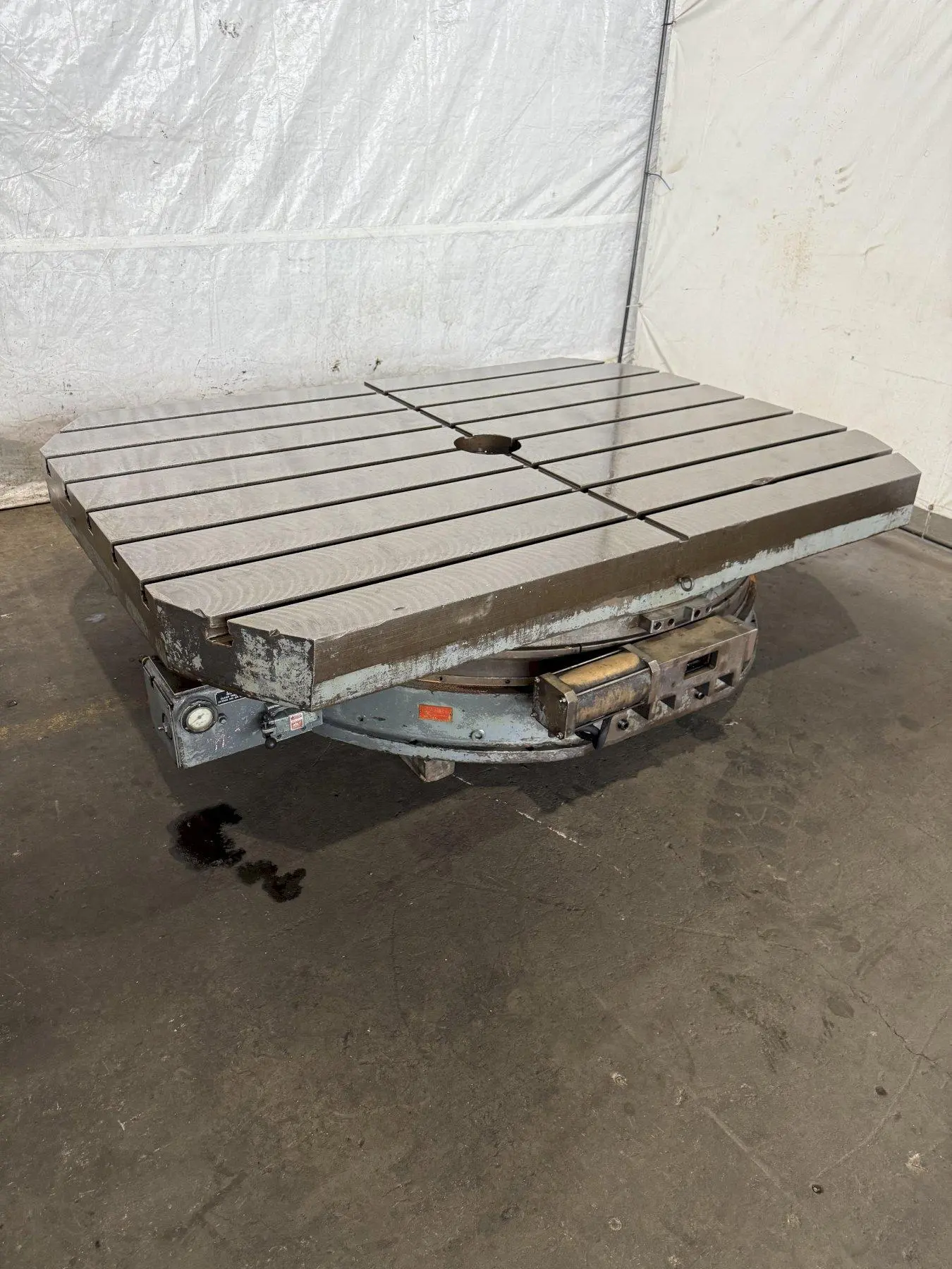 84" X 60" STONE CO ROTARY TABLE. STOCK # 1120524