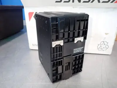 NEW KEYENCE XG7002