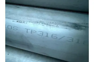 LARGE AMOUNT OF CAST, STAINLESS STEEL, ALUMINUM, GALVINIZED AND PVC PIPES
