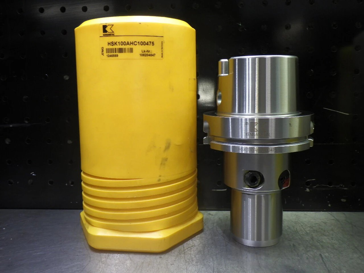 Kennametal HSK100A 1" Hydraulic Tool Holder 4.75" Pro HSK100AHC100475 (LOC2620)