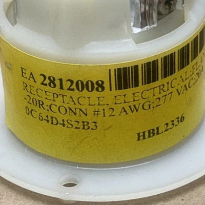 NEW Leviton L7-20